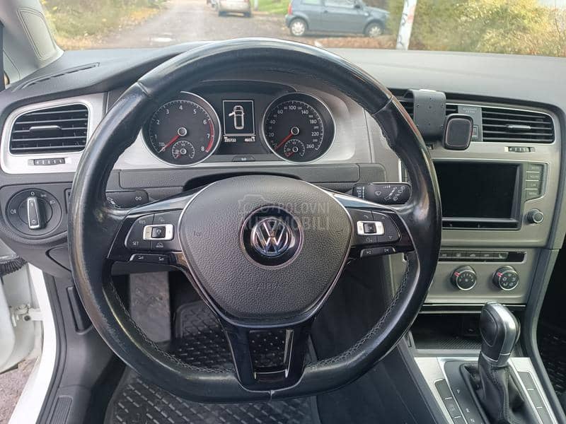 Volkswagen Golf 7 TGI