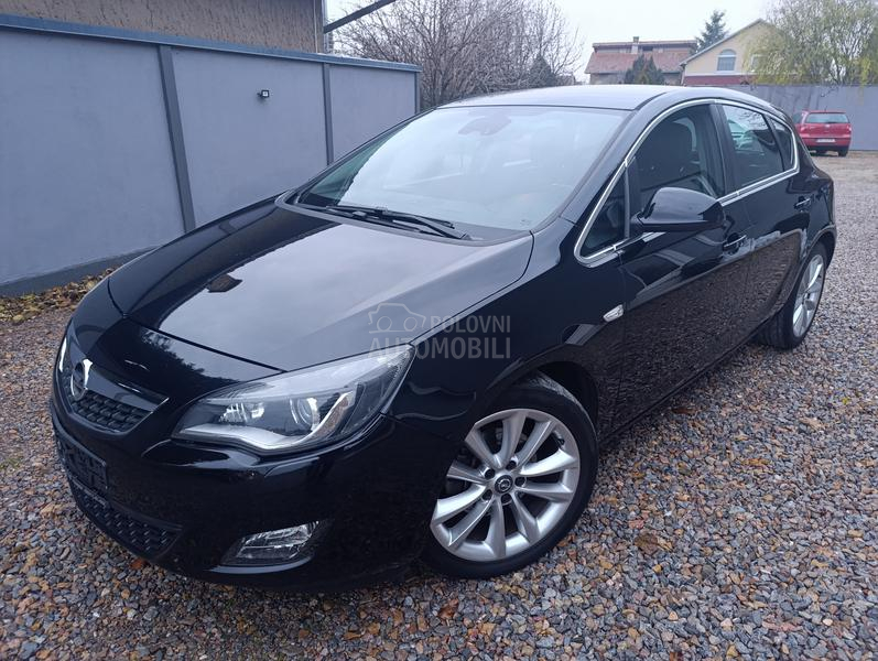 Opel Astra J 1.7 CDTI COSMO