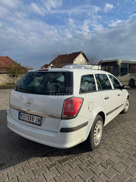 Opel Astra H 1.4 TwinPort