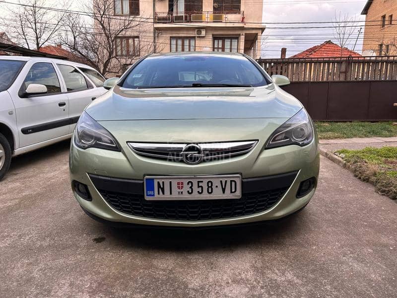 Opel Astra J 1.4