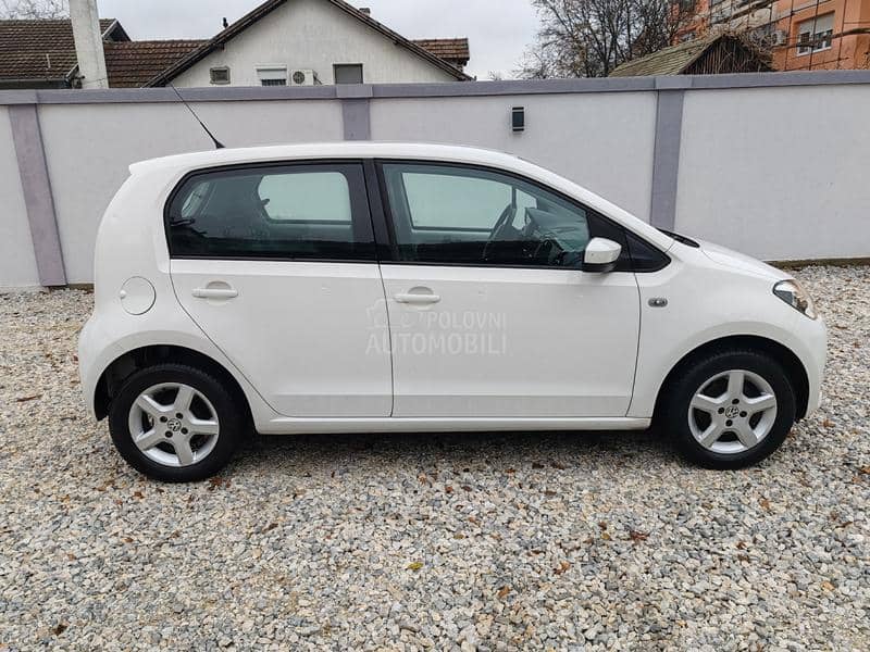 Volkswagen up! 1.0 CNG CH