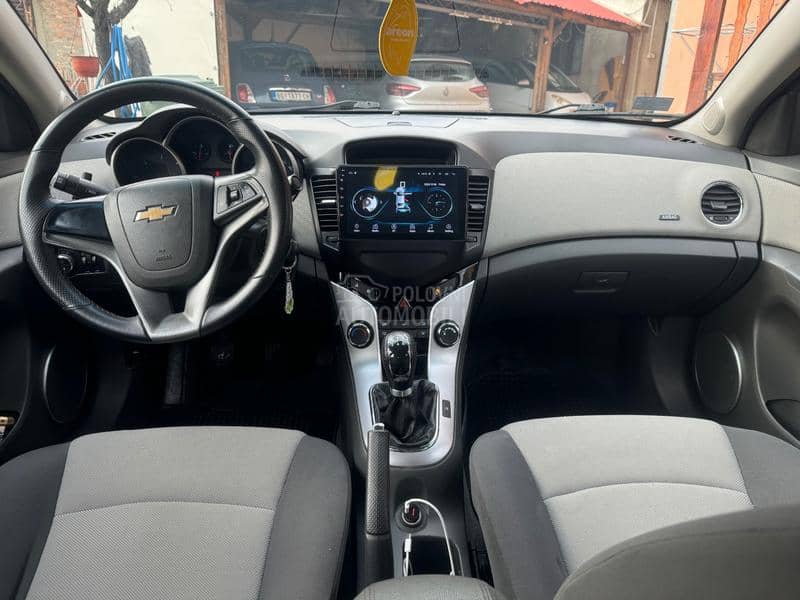 Chevrolet Cruze 2.0