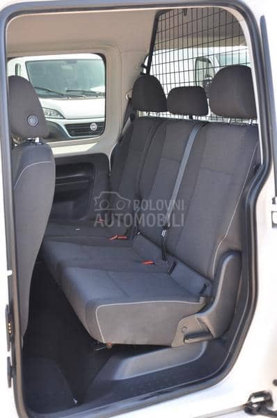 Volkswagen Caddy Maxi 5 MESTA TERETNI KAO NOV