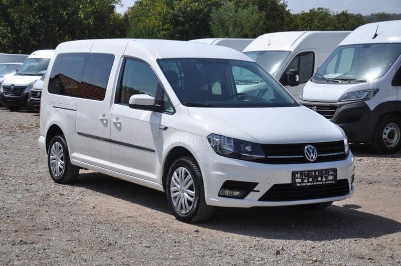 Volkswagen Caddy Maxi 5 MESTA TERETNI KAO NOV