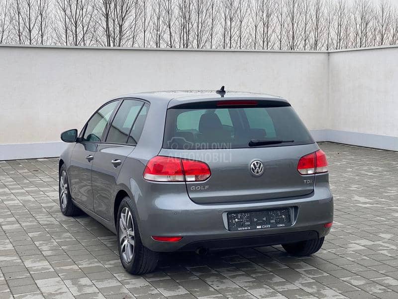 Volkswagen Golf 6 1.6TDI HIGHLINE CH