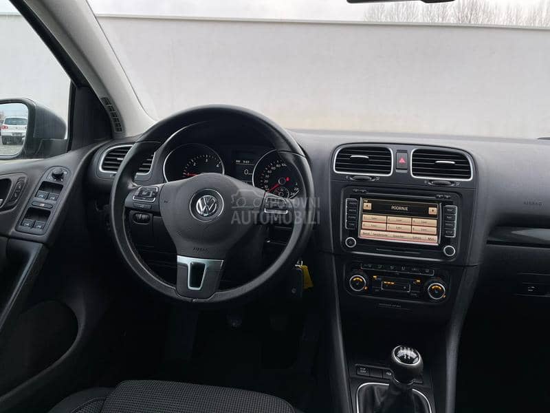 Volkswagen Golf 6 1.6TDI HIGHLINE CH