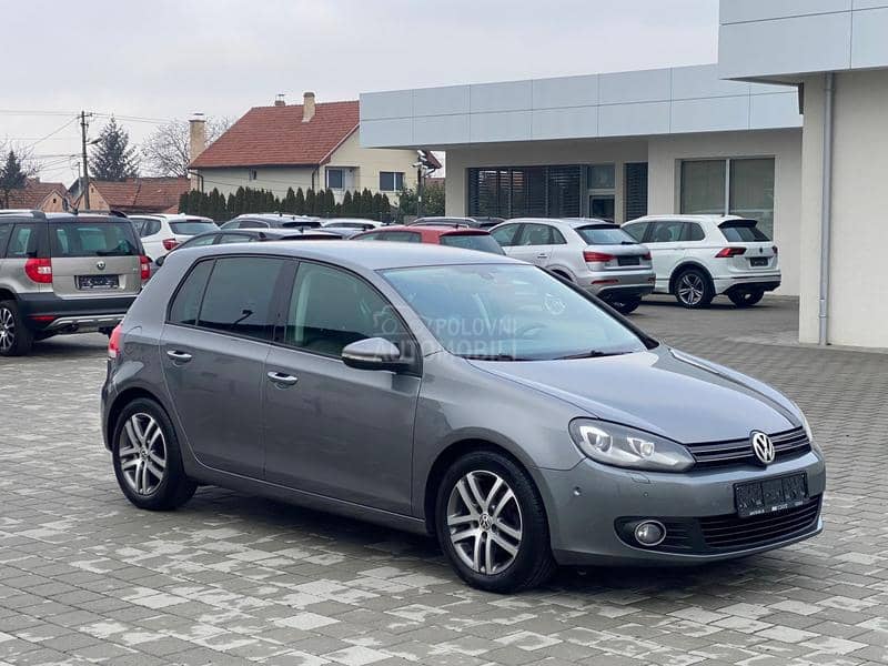 Volkswagen Golf 6 1.6TDI HIGHLINE CH