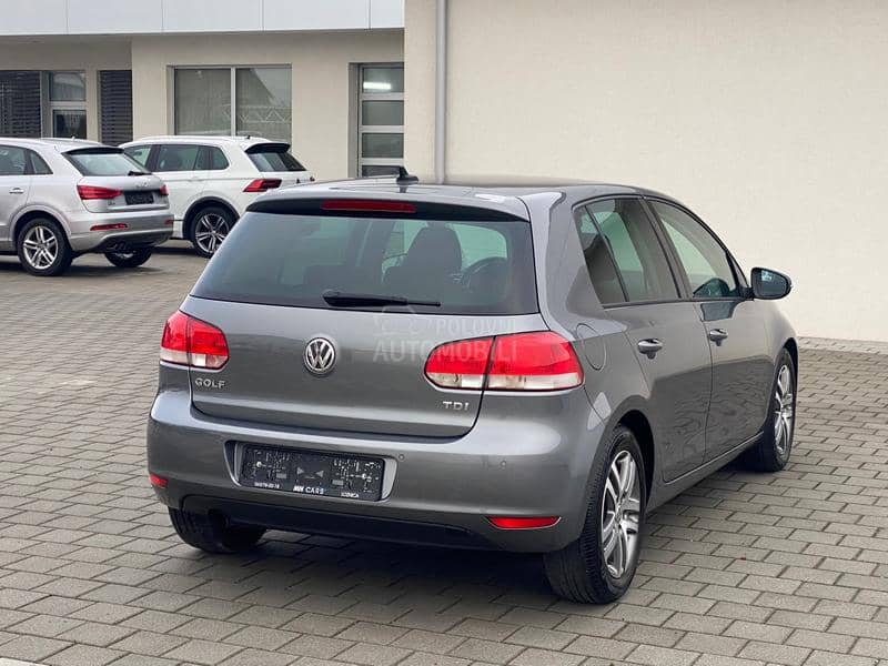 Volkswagen Golf 6 1.6TDI HIGHLINE CH