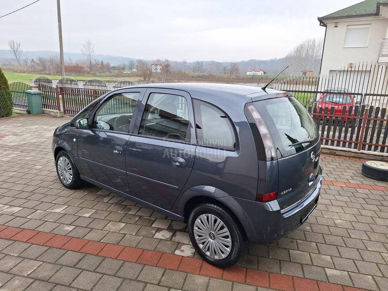 Opel Meriva 1.6b //CH//