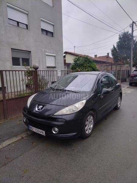 Peugeot 207 1,6