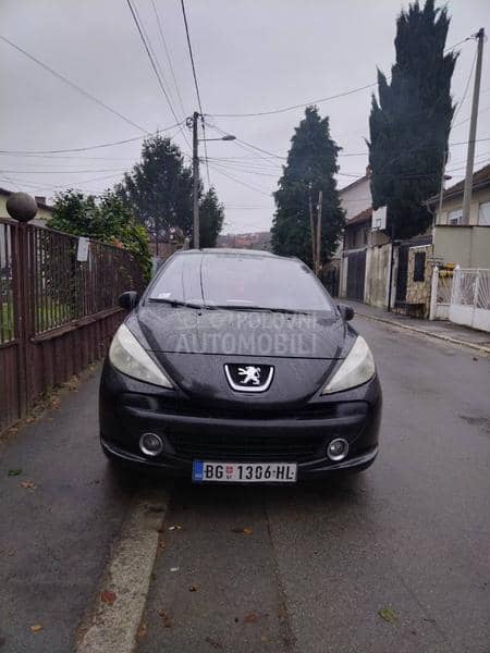 Peugeot 207 1,6