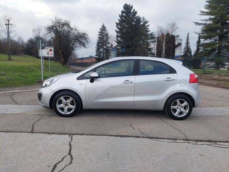 Kia Rio 1,2b