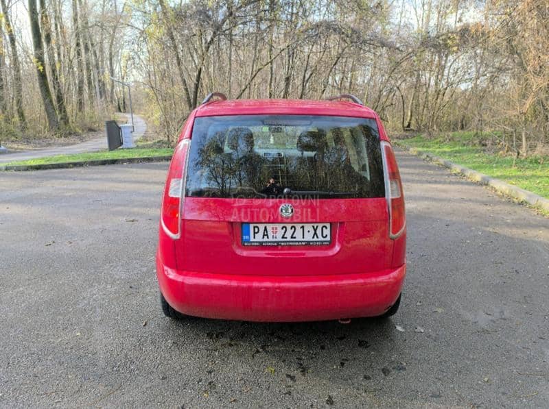 Škoda Roomster 