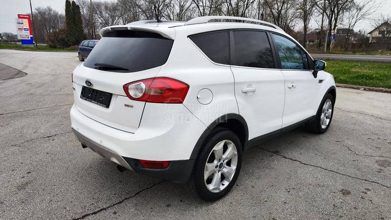 Ford Kuga 2,0Tdci Titanium