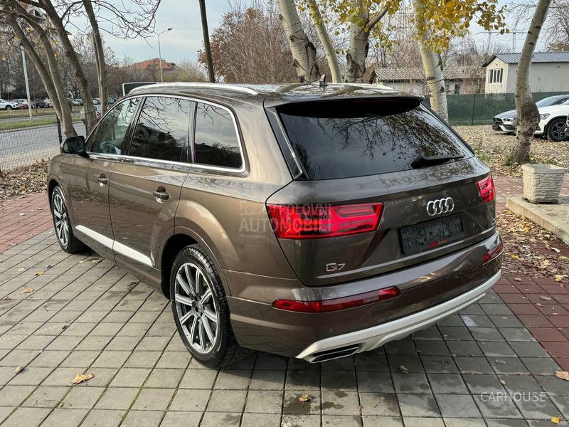 Audi Q7 AIR/VIRT/MATRIX/7SED