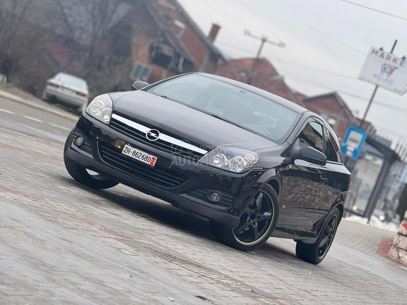 Opel Astra H GTC OPC CH