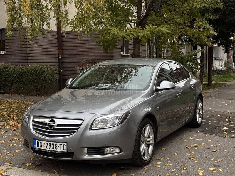 Opel Insignia 2.0 CDTI COSMO SPORT