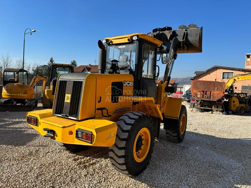 JCB 422 ZX 2m3