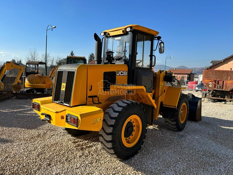 JCB 422 ZX 2m3