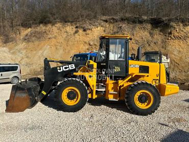 JCB 422 ZX 2m3