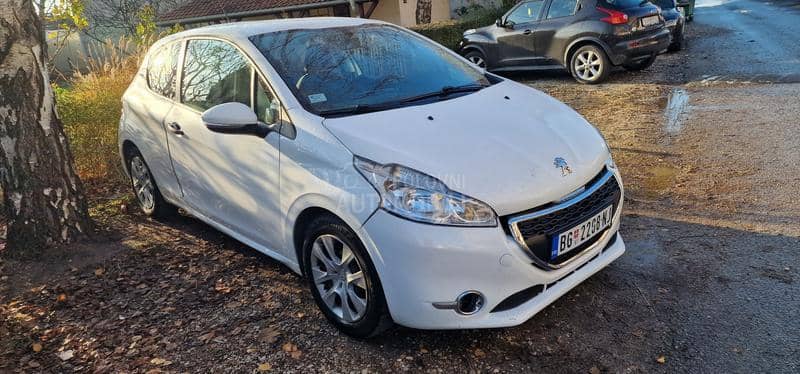 Peugeot 208 1.4 hdi