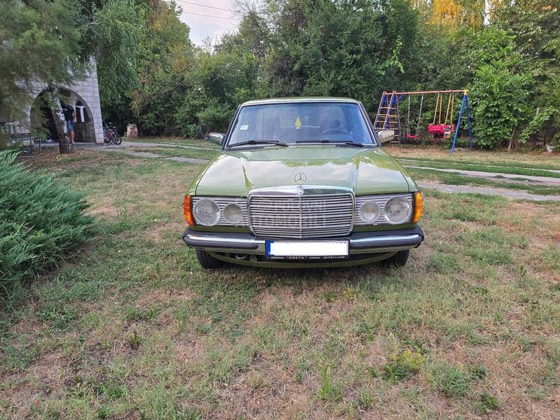 Mercedes Benz W123 