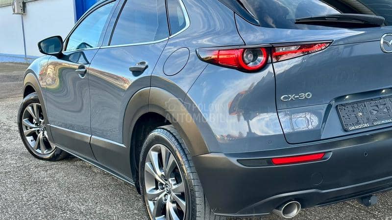 Mazda CX-30 Skyactiv HIBRID LUXE