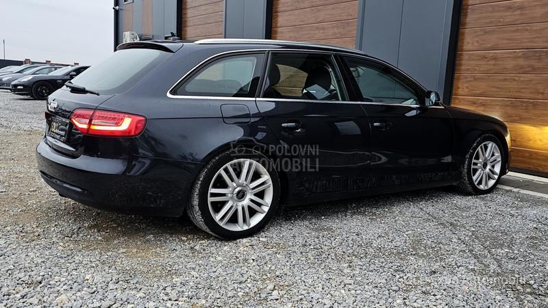 Audi A4 2.0 TDi LED SPORT