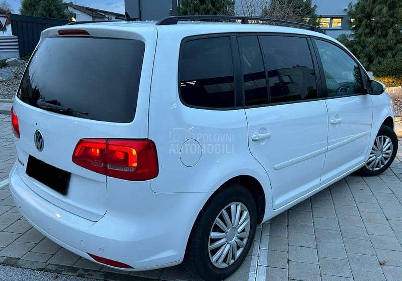 Volkswagen Touran 