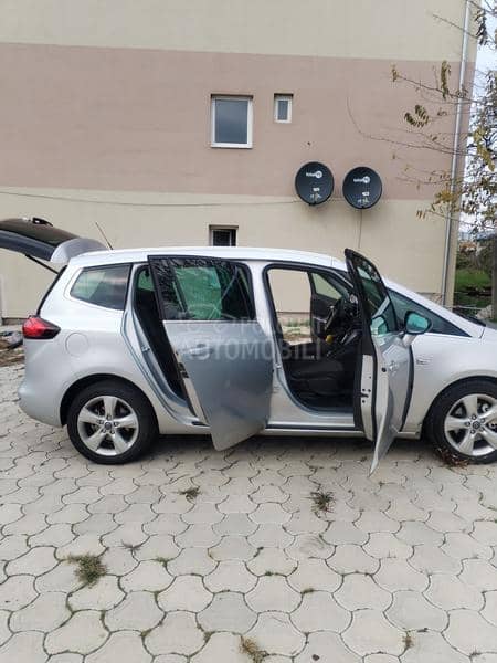 Opel Zafira 1.6