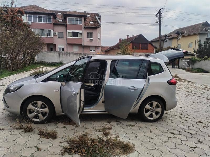 Opel Zafira 1.6