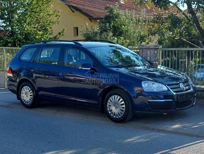 Volkswagen Golf 5 1.6 8v TRENDLINE