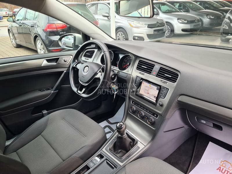 Volkswagen Golf 7 1.2 TSI BLUEMOTION