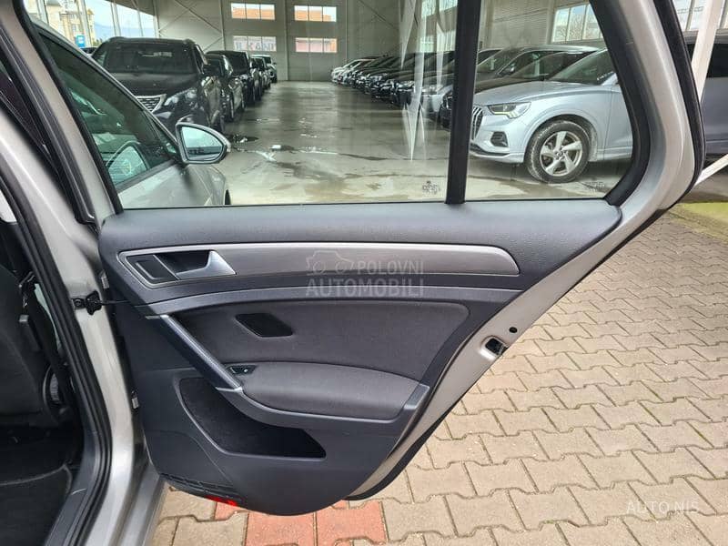 Volkswagen Golf 7 1.2 TSI BLUEMOTION