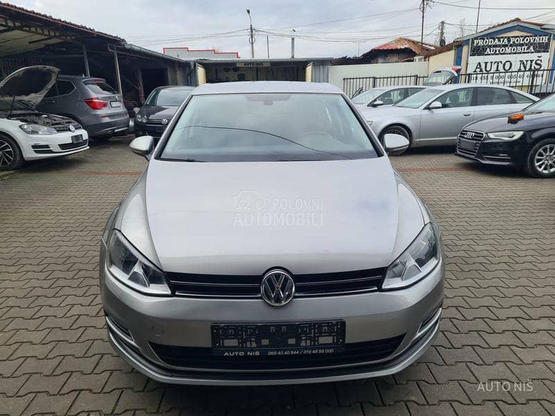 Volkswagen Golf 7 1.2 TSI BLUEMOTION