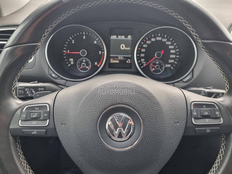 Volkswagen Golf 6 MATCH DSG