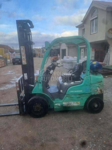Mitsubishi FG20K