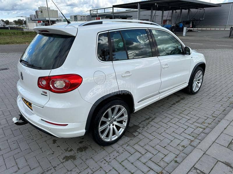 Volkswagen Tiguan 1.4 TSI   R LINE