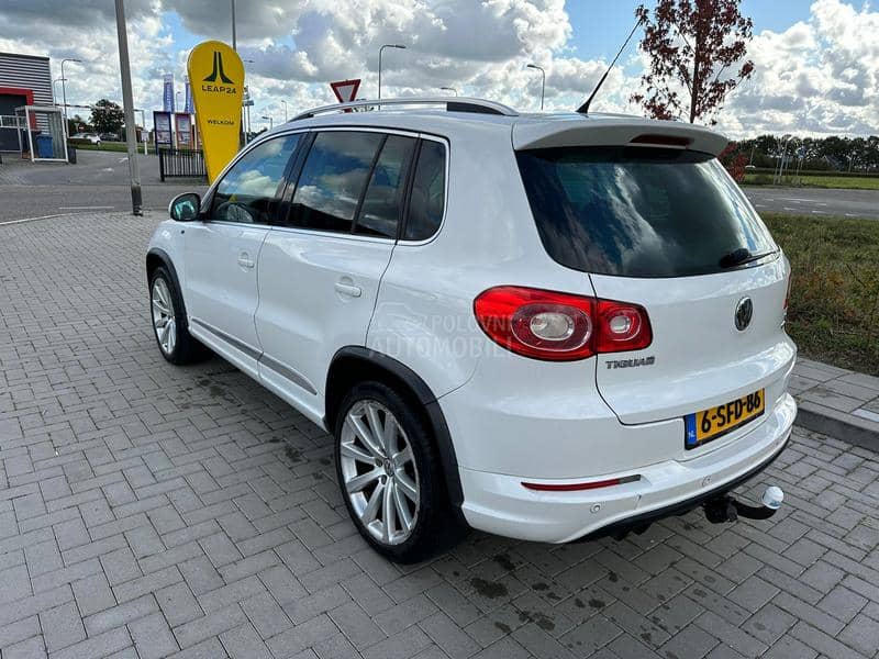 Volkswagen Tiguan 1.4 TSI   R LINE