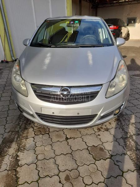 Opel Corsa D 1,4 ch