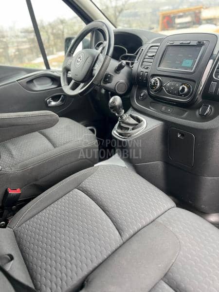 Opel Vivaro Long