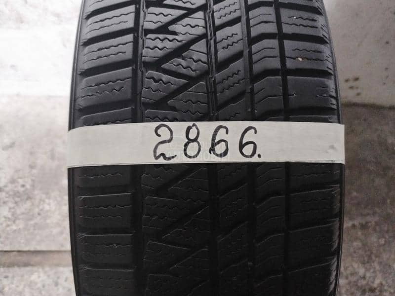 Kumho 215/65 R17 Zimska