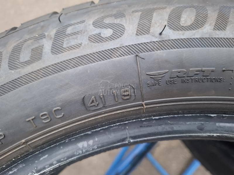 Bridgestone 225/55 R17 Zimska