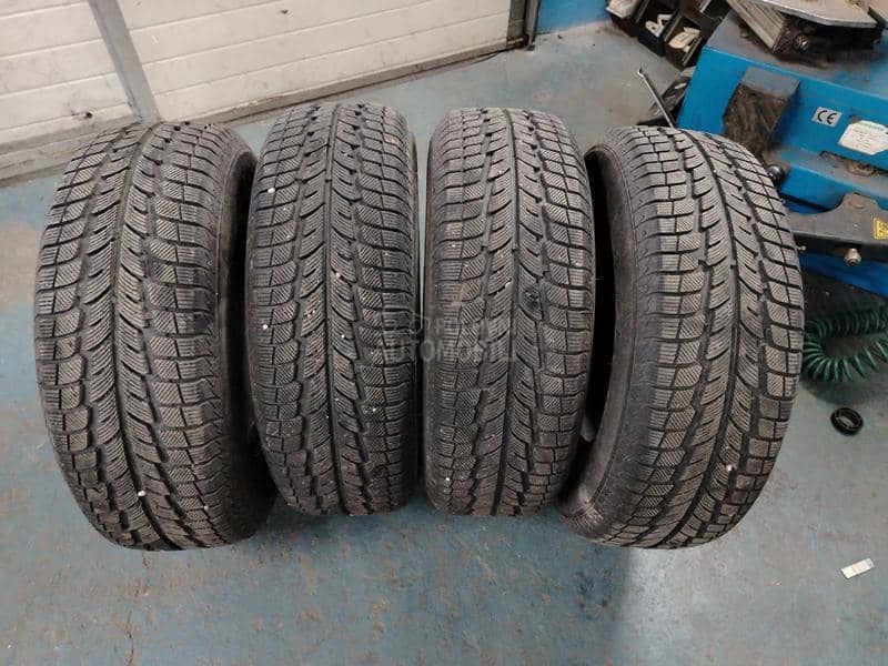 Ostalo 245/70 R16 Sve sezone