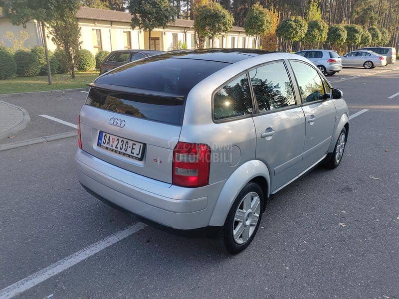 Audi A2 dugo re g