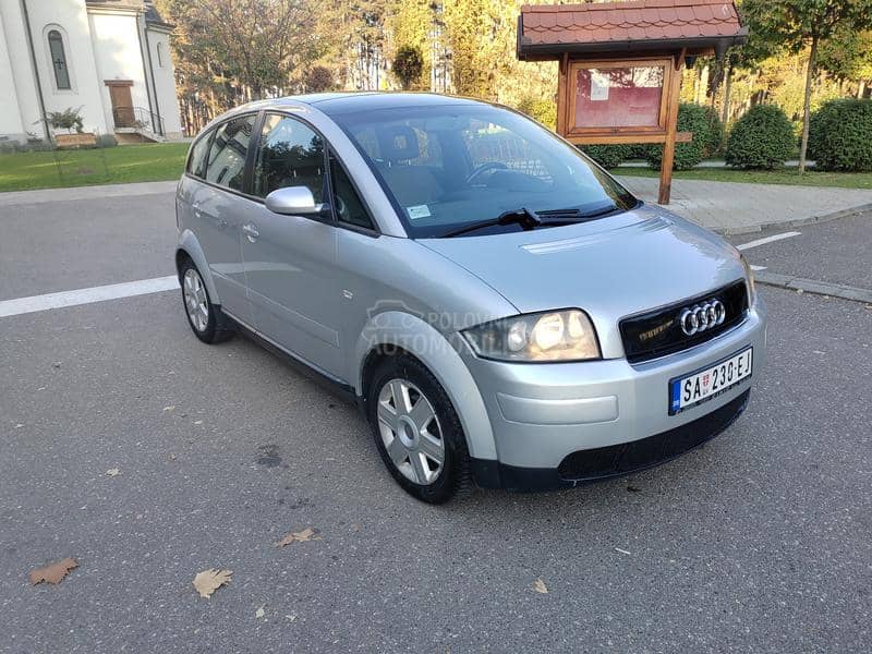 Audi A2 dugo re g