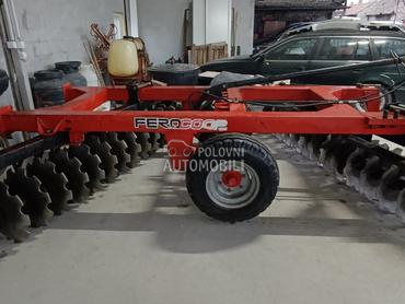 Vogel Noot Regent pluto  ferokop30