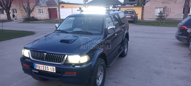 Mitsubishi Pajero Sport gls