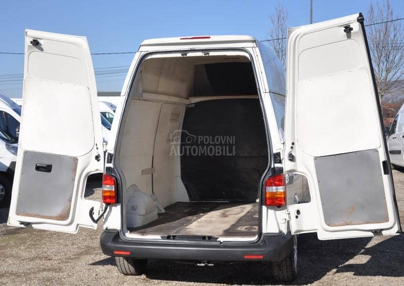 Volkswagen Transporter T5 POVIŠENI 4x4 KAO NOV