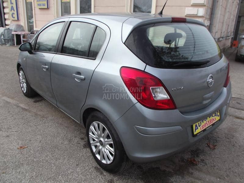 Opel Corsa D 1.2 B-G NOV